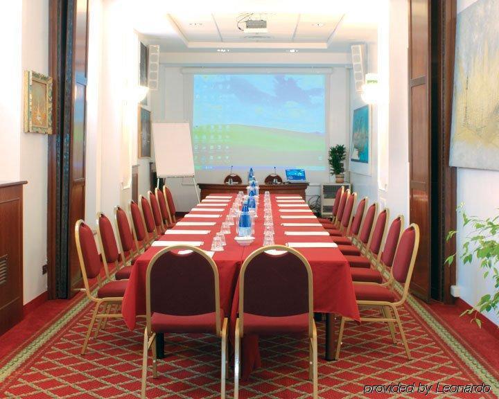 Hotel Villa Vecchia 蒙特-坡佐-卡多 设施 照片